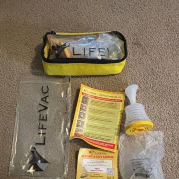 LifeVac Yellow & Blue Travel Kit Combo - Portable Suction Rescue Device NEW - Picture 5 of 6